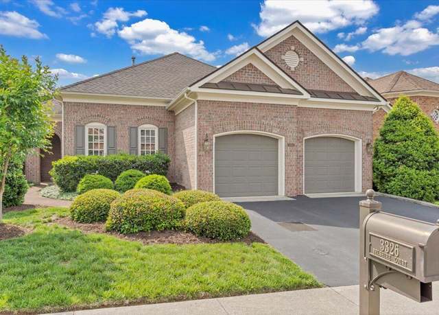 Property at 3326 Belshire Ct SW, Roanoke, VA 24014, 4 beds, 3.5 baths