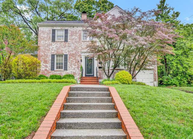 Property at 2408 Avenham Ave SW, Roanoke, VA 24014, 3 beds, 1.5 baths