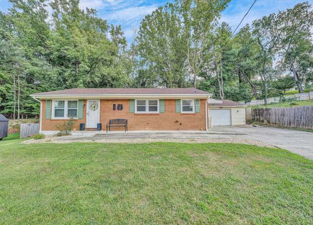 Property at 1441 Freeborn Cir, Roanoke, VA 24014, 3 beds, 1 bath