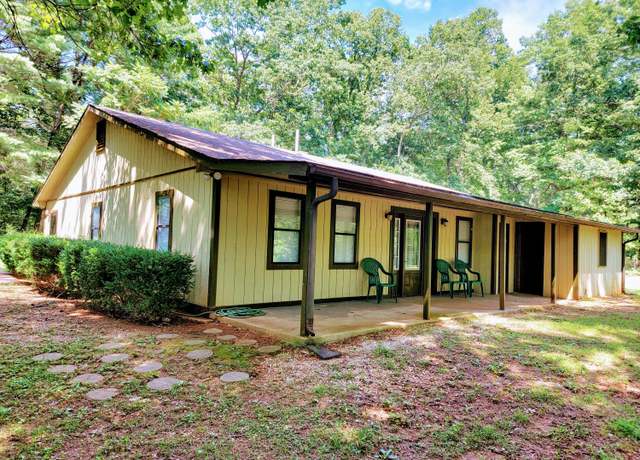 Property at 204 Black Bear Ln, Boones Mill, VA 24065, 3 beds, 1.5 baths