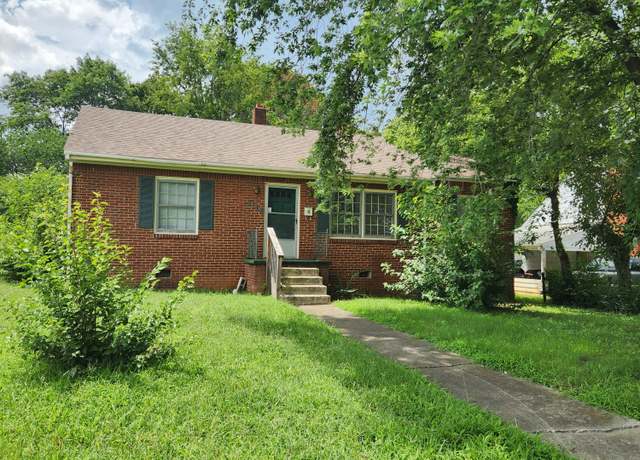 Property at 3112 Plantation Rd NE, Roanoke, VA 24012, 3 beds, 1.5 baths