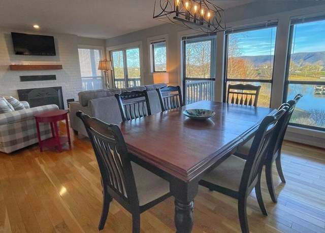 Property at 290 Sailors Cove Dr #405, Moneta, VA 24121, 2 beds, 2 baths
