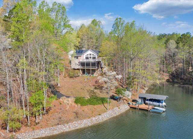 Property at 806 Cedar Key Ln, Huddleston, VA 24104, 4 beds, 3.5 baths