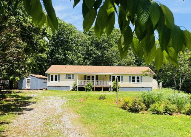 Property at 139 Daffodill Dr, Vinton, VA 24179, 3 beds, 2 baths