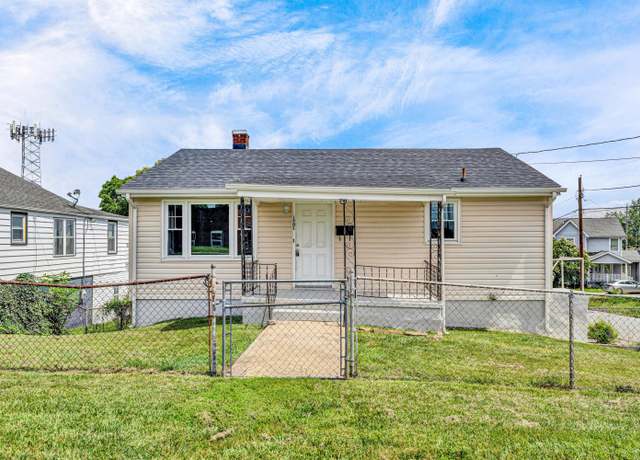 Property at 1901 Salem Ave SW, Roanoke, VA 24016, 2 beds, 1 bath