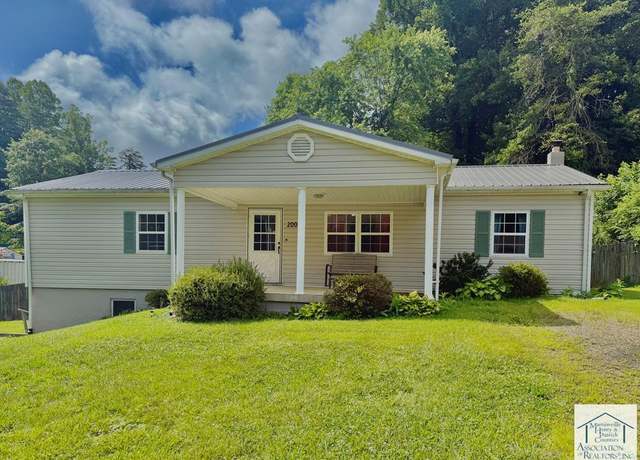 Property at 200 Vernon Ln, Axton, VA 24054, 3 beds, 2 baths