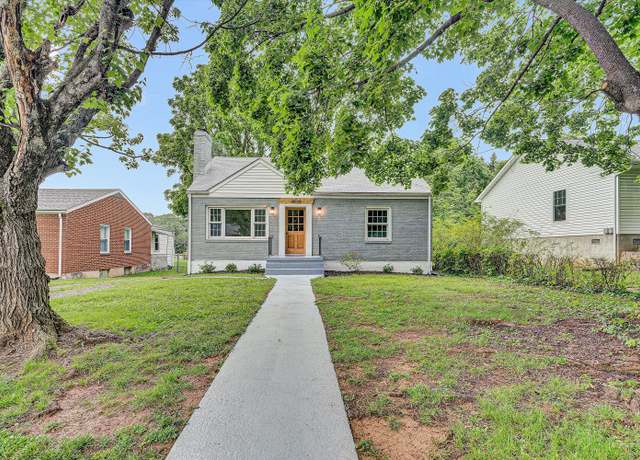 Property at 3533 Bunker Hill Dr, Roanoke, VA 24018, 3 beds, 2 baths