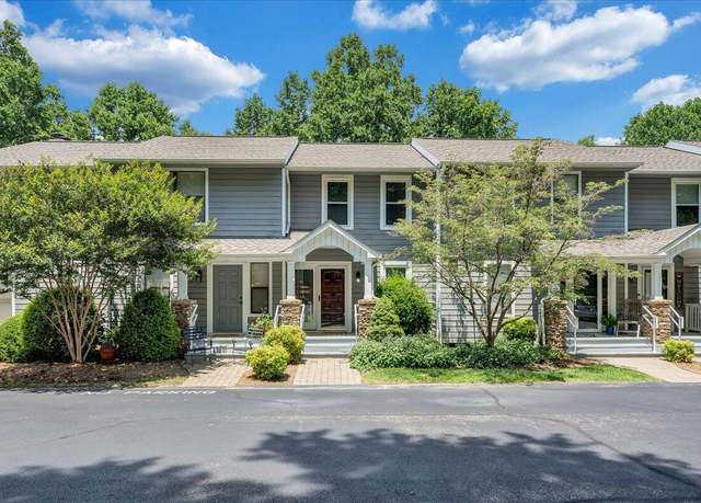 Property at 191 Shore Dr, Moneta, VA 24121, 3 beds, 2 baths