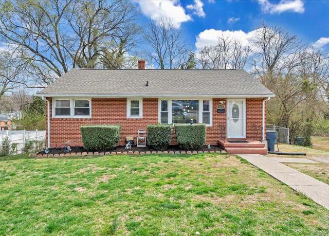 Property at 1437 Wellsley St NW, Roanoke, VA 24017, 4 beds, 2 baths