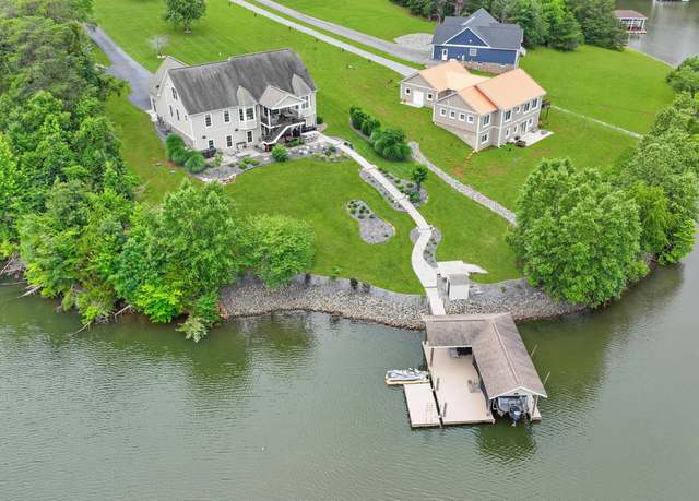 Property at 414 Augusta Way, Wirtz, VA 24184, 6 beds, 4.5 baths
