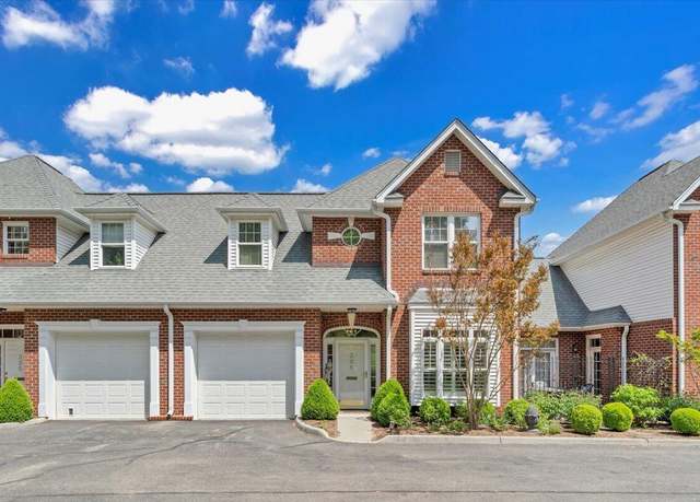 Property at 329 23rd St SW, Roanoke, VA 24014, 4 beds, 3.5 baths