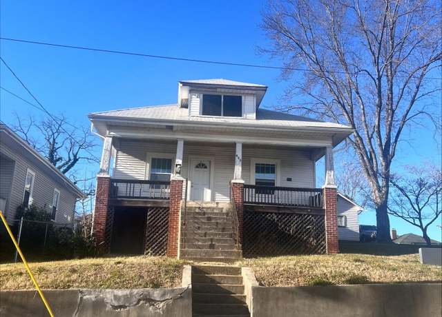 Property at 652 Montrose Ave SE, Roanoke, VA 24013, 3 beds, 1 bath