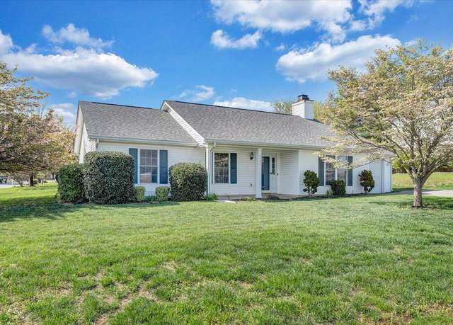 Property at 2412 Bloomfield Ave, Roanoke, VA 24012, 3 beds, 2 baths