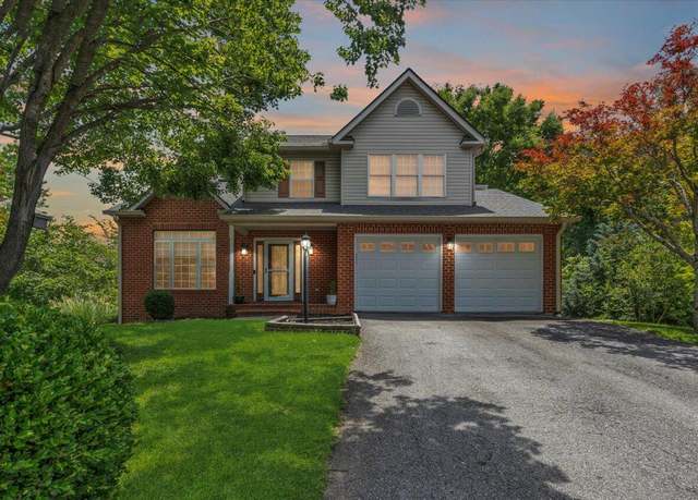 Property at 6061 Chagall Dr, Roanoke, VA 24018, 5 beds, 3.5 baths