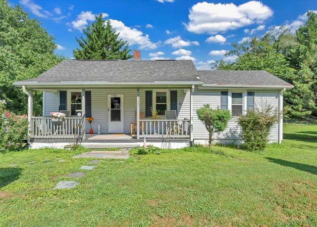 Property at 1122 Liberty Rd NE, Roanoke, VA 24012, 3 beds, 1 bath