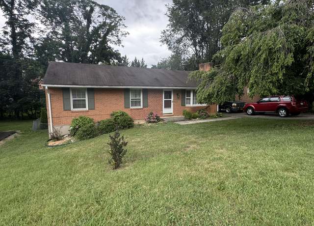 Property at 2974 Penn Forest Blvd, Roanoke, VA 24018, 4 beds, 3 baths
