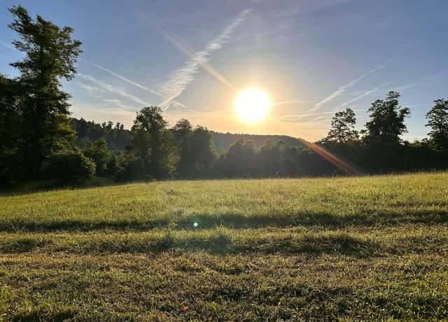 Property at 879 Stuart Rd SE, Copper Hill, VA 24079