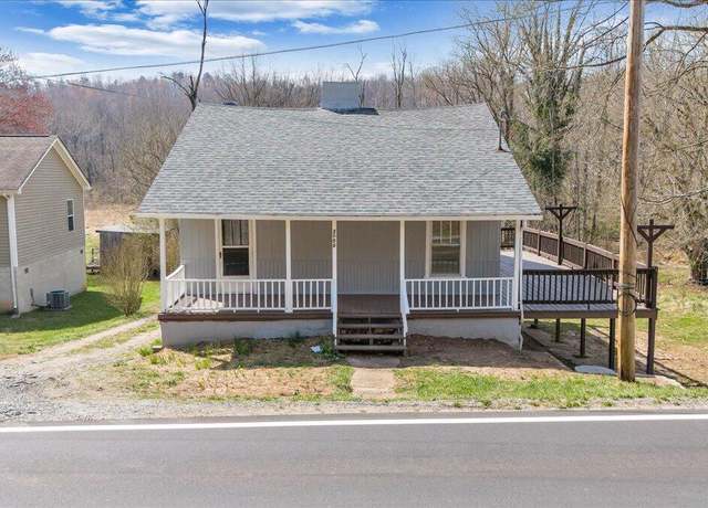 Property at 2055 Appalachian Dr, Martinsville, VA 24112, 4 beds, 2 baths