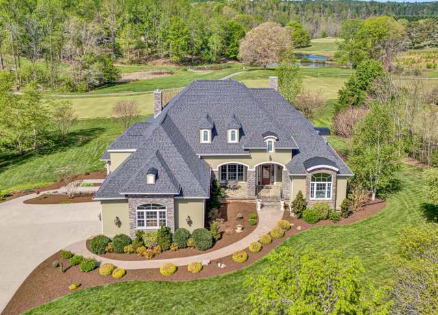 Property at 135 Bentgrass Dr, Hardy, VA 24101, 4 beds, 3.5 baths