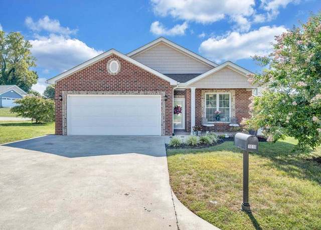 Property at 1010 Big Ben Dr, Roanoke, VA 24019, 3 beds, 2 baths