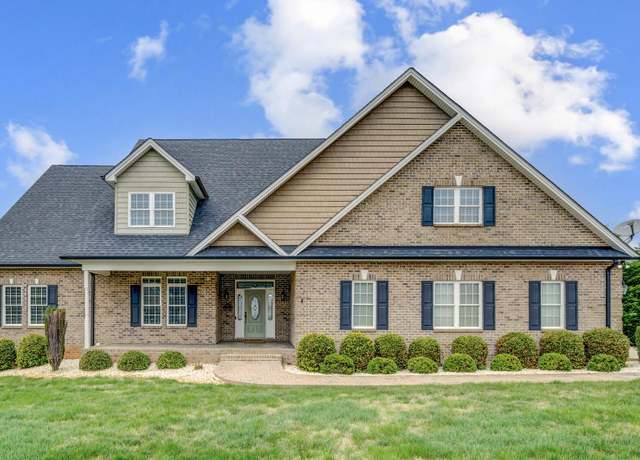 Property at 1695 Colby Dr, Forest, VA 24551, 7 beds, 6 baths