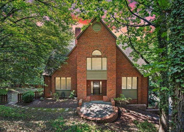Property at 3501 Peakwood Dr SW, Roanoke, VA 24014, 4 beds, 3.5 baths