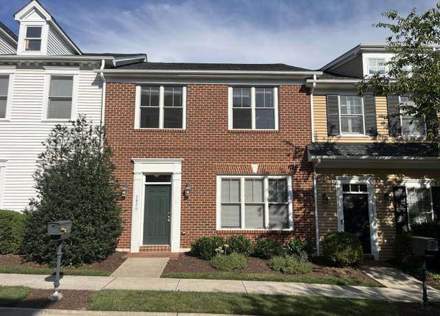 Property at 3826 Greenway Dr SW, Roanoke, VA 24018, 3 beds, 2.5 baths