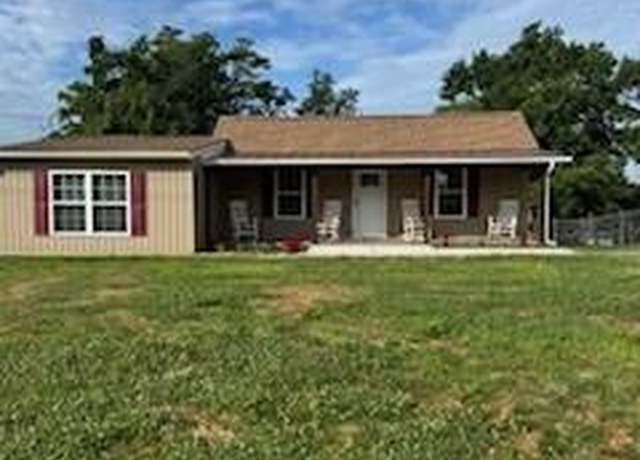 Property at 3912 Old Franklin Tpke, Glade Hill, VA 24092, 3 beds, 2 baths