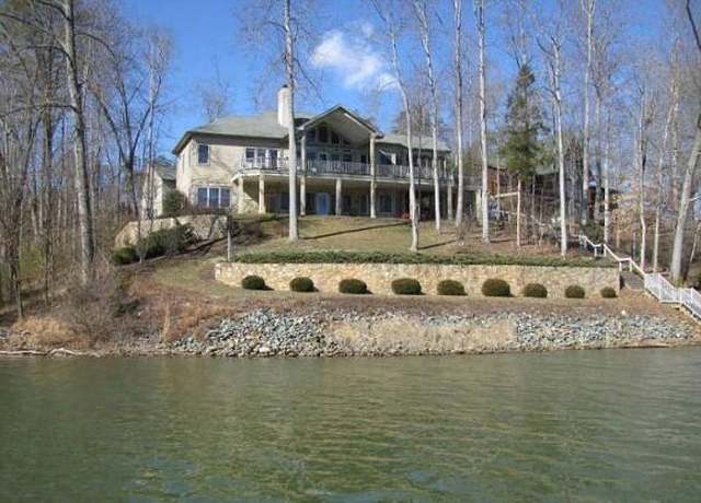 Property at 300 Admirals Way, Glade Hill, VA 24092, 4 beds, 5 baths