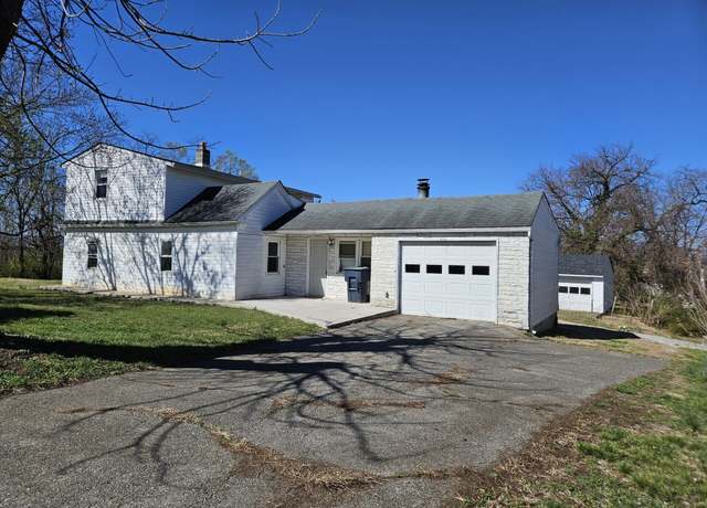 Property at 4312 Old Virginia St NE, Roanoke, VA 24019, 4 beds, 2 baths