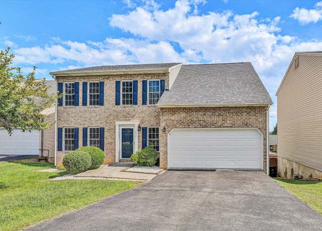 Property at 7027 Linn Dr, Roanoke, VA 24019, 4 beds, 2.5 baths