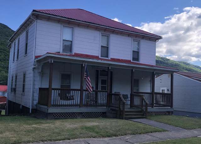 Property at 313 Alleghany St, Clifton Forge, VA 24422, 8 beds, 2 baths
