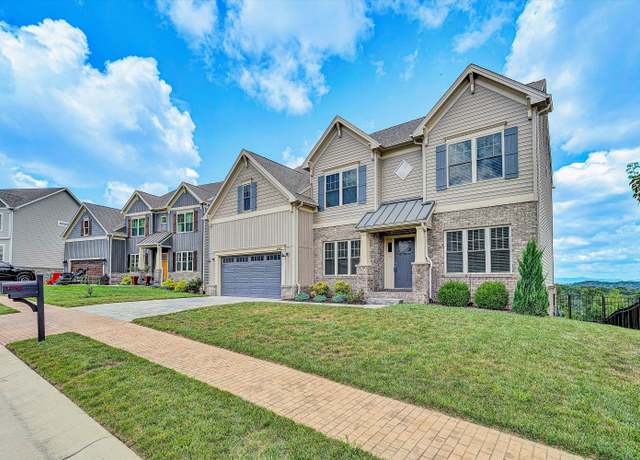 Property at 6982 Linn Cove Ct, Roanoke, VA 24018, 4 beds, 5 baths