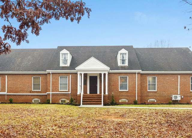 Property at 3884 Dickerson Mill Rd, Bedford, VA 24523, 6 beds, 4 baths