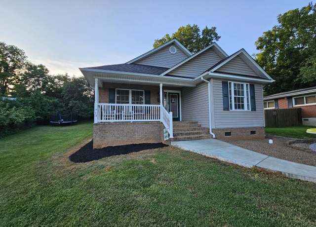 Property at 713 Hugh Ave, Roanoke, VA 24019, 3 beds, 2 baths