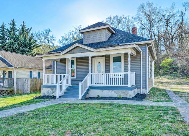 Property at 305 9th St, Vinton, VA 24179, 3 beds, 2 baths