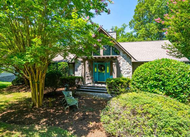 Property at 40 Bay Front Rd, Penhook, VA 24137, 4 beds, 3.5 baths