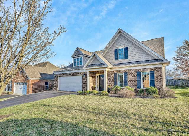 Property at 102 North Oaks Dr, Salem, VA 24153, 4 beds, 3 baths