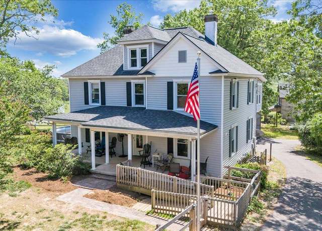 Property at 210 Northridge Rd, Hardy, VA 24101, 4 beds, 2 baths
