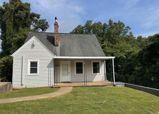 Property at 1017 Graves St, Martinsville, VA 24112
