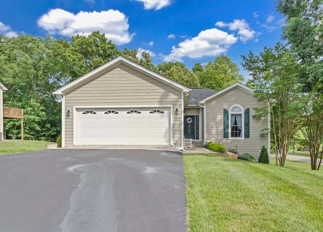 Property at 1017 Joffrey Dr, Huddleston, VA 24104, 3 beds, 3 baths