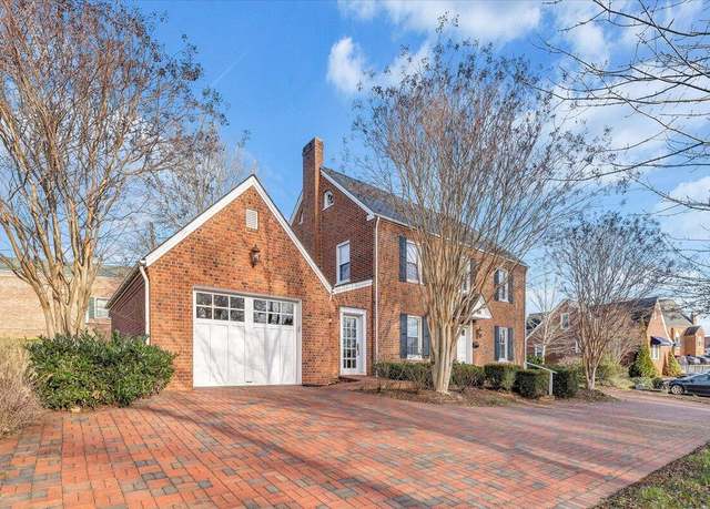 Property at 95 Floyd Ave, Rocky Mount, VA 24151, 2 beds, 1.5 baths