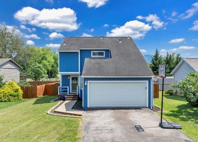 Property at 3341 Fort Lewis Cir, Salem, VA 24153, 3 beds, 2.5 baths