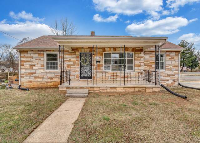 Property at 2846 Cove Rd, Roanoke, VA 24017, 3 beds, 2.5 baths