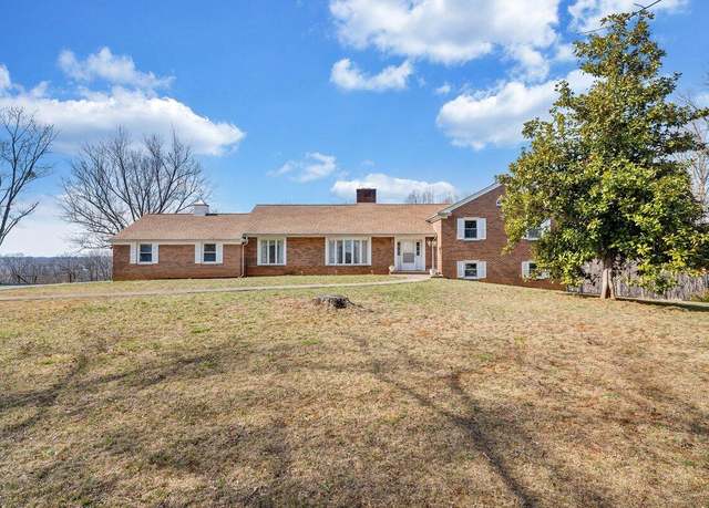 Property at 1345 Stone Mill Rd, Hurt, VA 24563, 4 beds, 3.5 baths