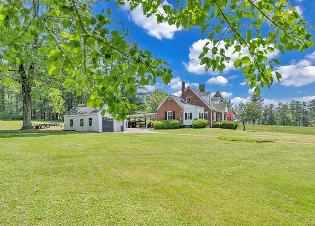 Property at 10664 Bent Mountain Rd, Bent Mountain, VA 24059, 3 beds, 2.5 baths
