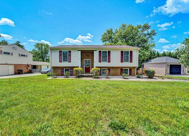 Property at 3716 Bower Rd, Roanoke, VA 24018, 5 beds, 2 baths