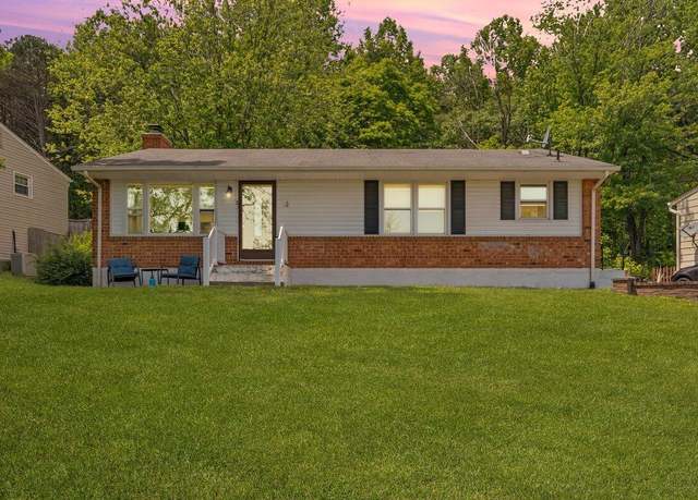Property at 81 Ridgeview Cir, Roanoke, VA 24019, 3 beds, 1 bath