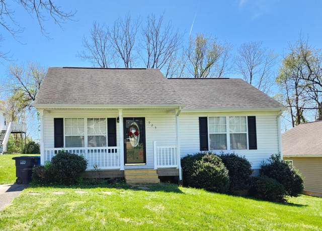 Property at 925 Monticello Ave NE, Roanoke, VA 24012, 3 beds, 1 bath