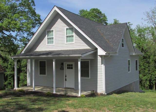 Property at 1816 Clay St SE, Roanoke, VA 24013, 4 beds, 2.5 baths